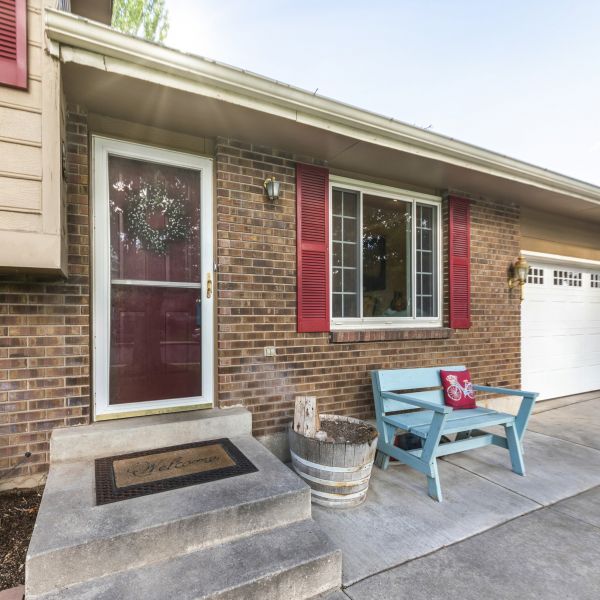 Cost of Hopper Window Replacement in Issaquah